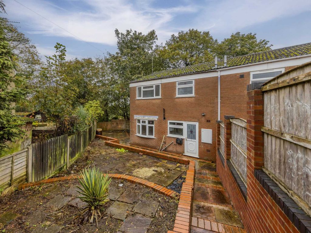 3 bed semidetached house for sale in Walton Grove, Stoke On Trent ST7