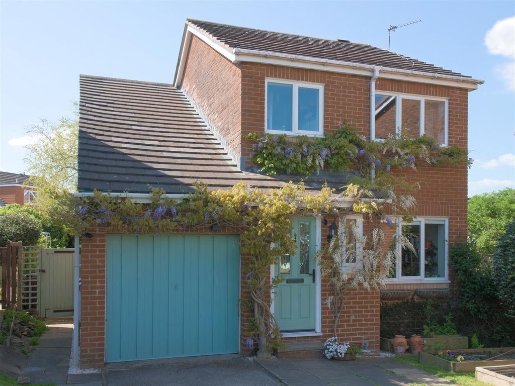 4 bed detached house for sale in Moorland Rise, Meltham, Holmfirth HD9