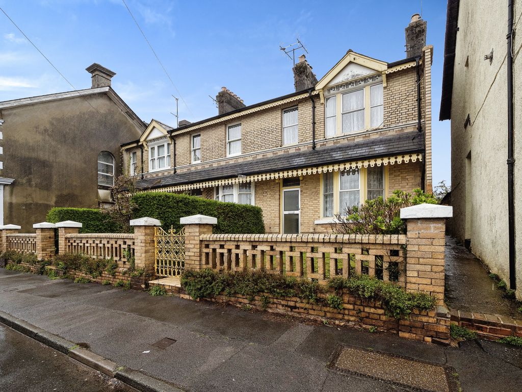 3 bed terraced house for sale in Fore Street, Kingskerswell, Newton