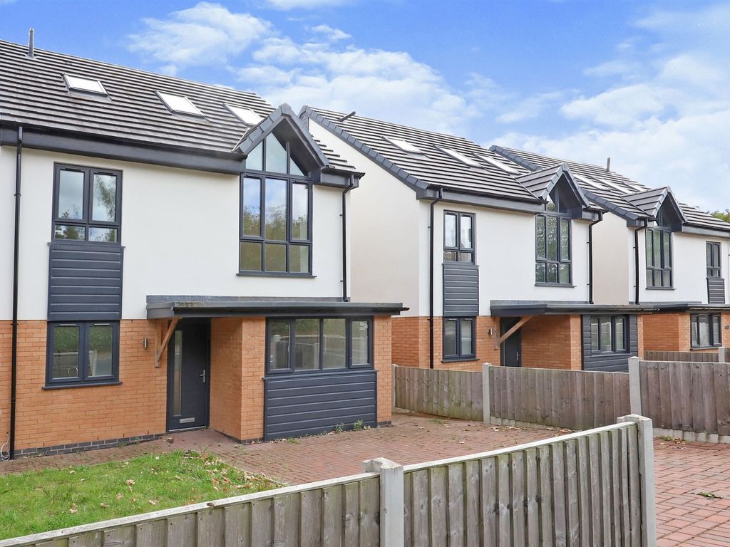 Clark Road, Wolverhampton WV3  