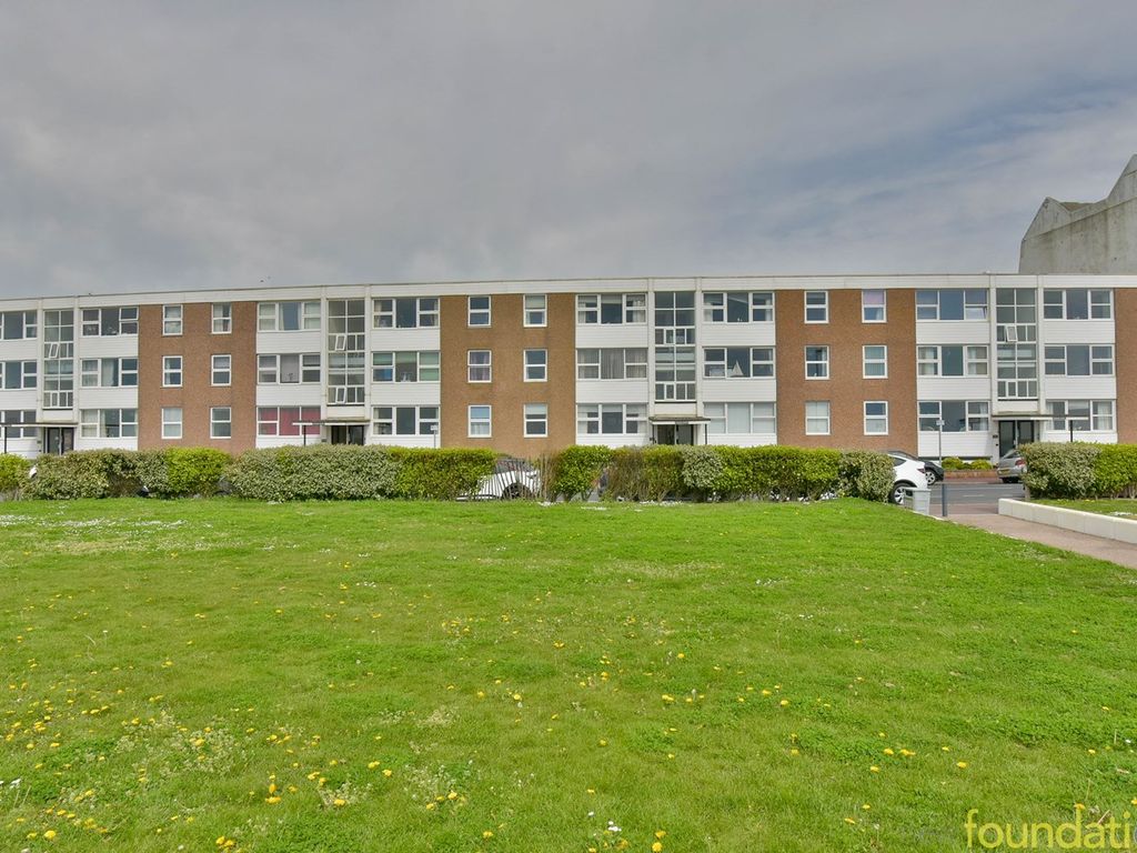 1 bed flat for sale in West Parade, BexhillOnSea TN39 Zoopla