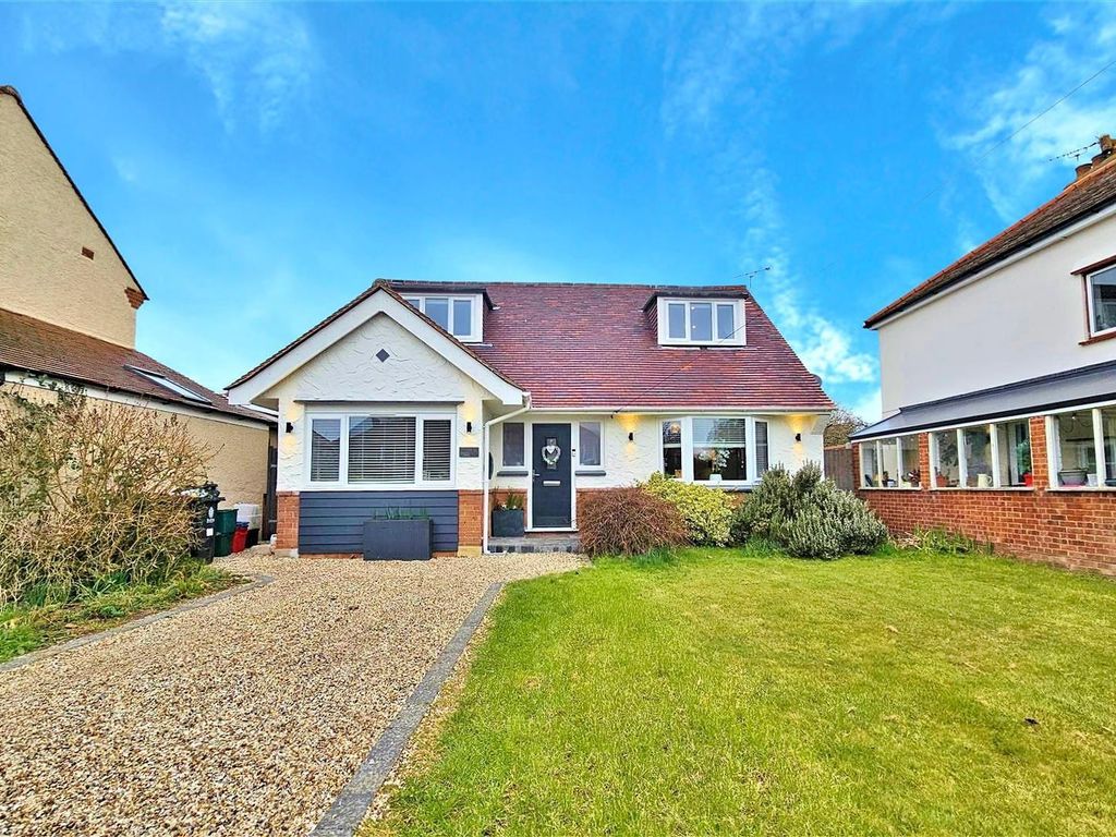 3 bed property for sale in Walton Road, FrintonOnSea CO13 Zoopla