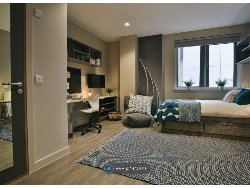 Room to rent in Glasgow, Glasgow G2, £1,140 pcm Zoopla