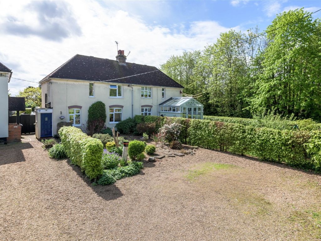 3 bed semidetached house for sale in Hudnall Lane, Little Gaddesden