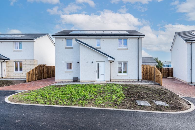 Macalpine Place, Dundee DD3  