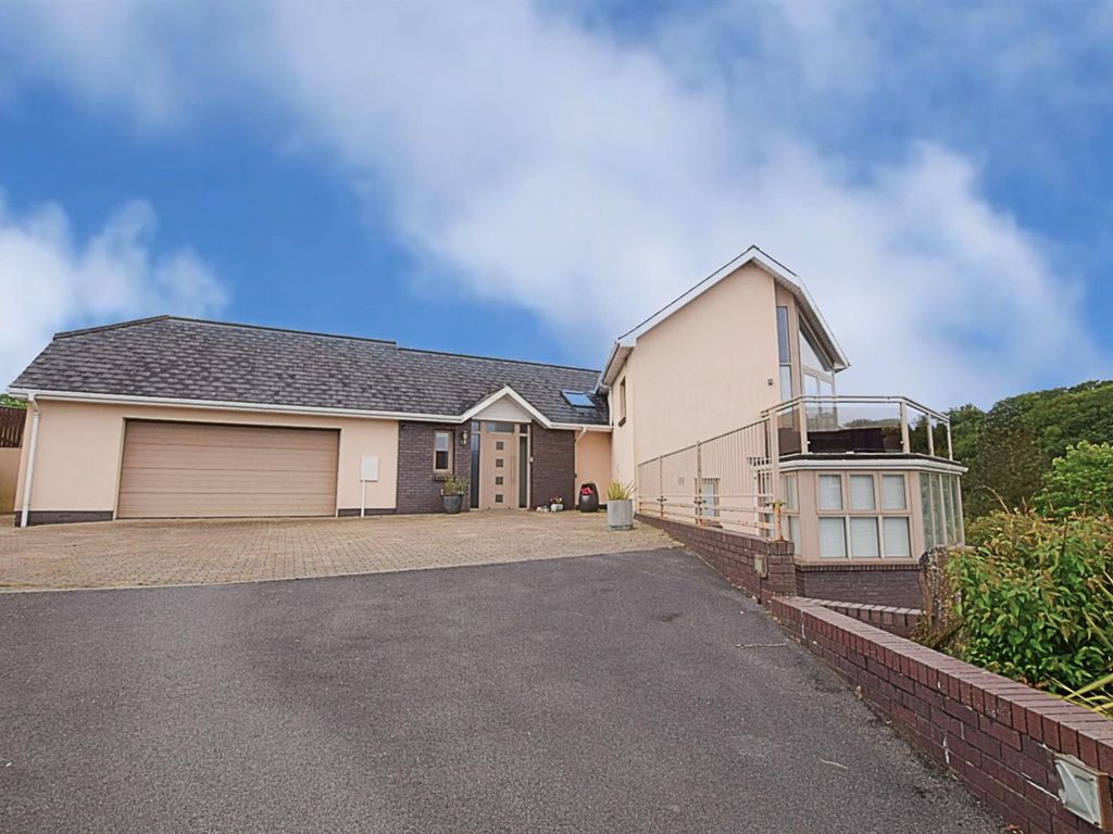 4 bed detached house for sale in Tresaith, Cardigan SA43 Zoopla