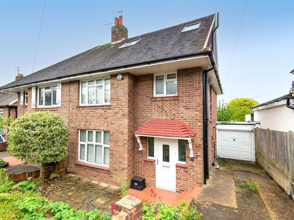 Cobton Drive, Hove BN3
