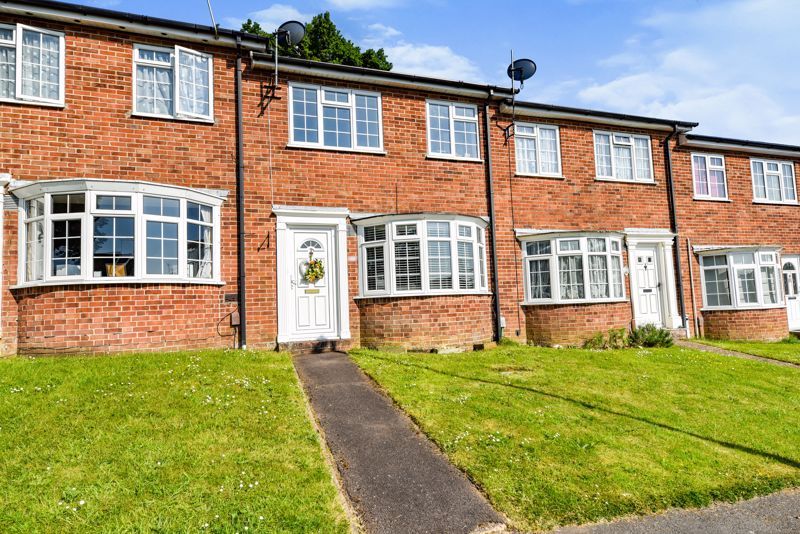 3 bed terraced house for sale in Courtlands Terrace, Passingham Walk