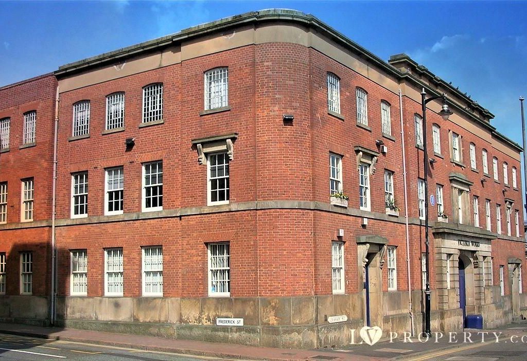 2 bed flat to rent in Vittoria Street, Hockley, Birmingham B1, £1,100