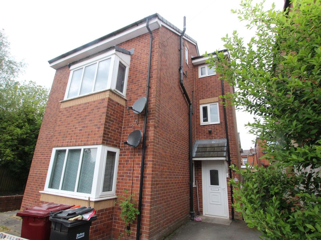 2 bed flat to rent in Lindsay Street, Horwich, Bolton BL6 Zoopla
