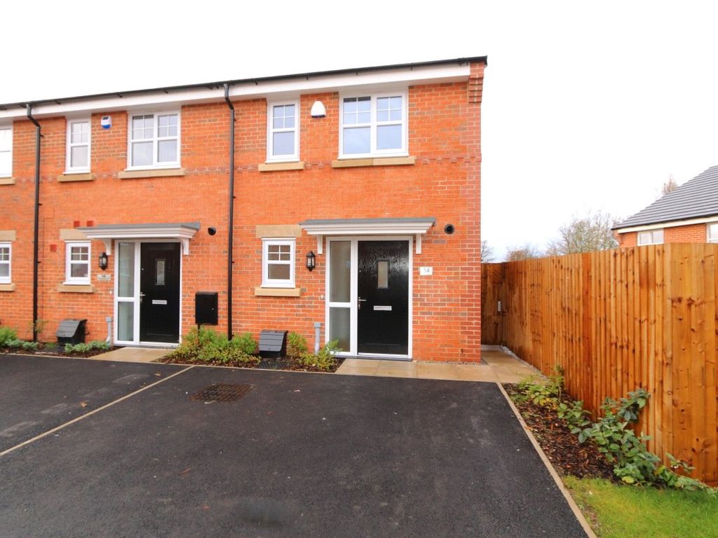 2 bed end terrace house for sale in Woodhouses Avenue, Audenshaw