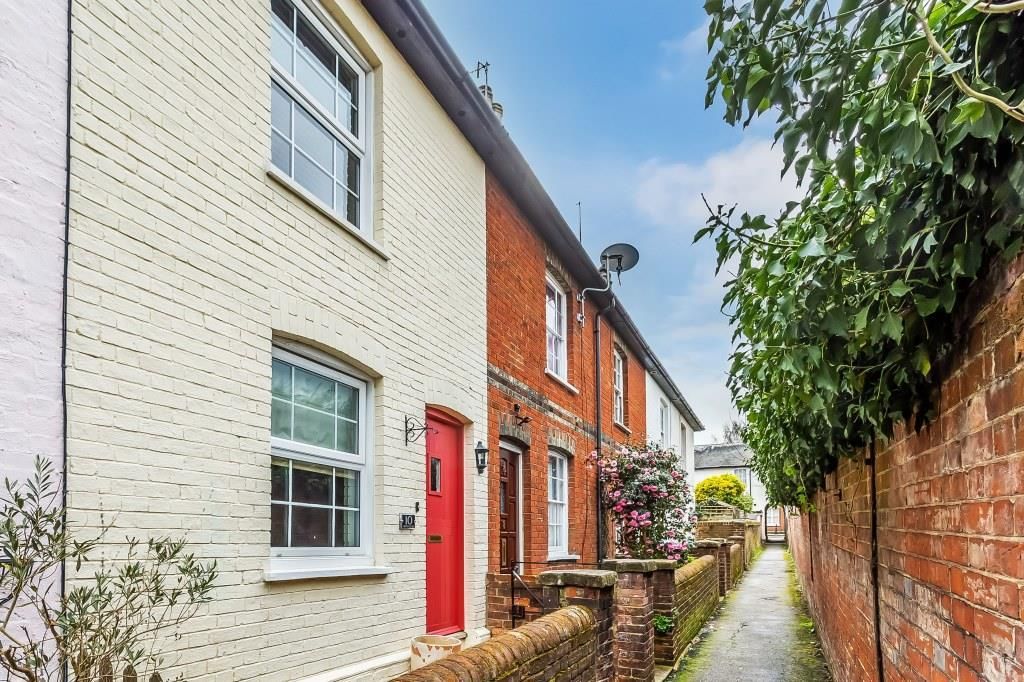 2 bed property for sale in Archway Place, Dorking RH4 Zoopla