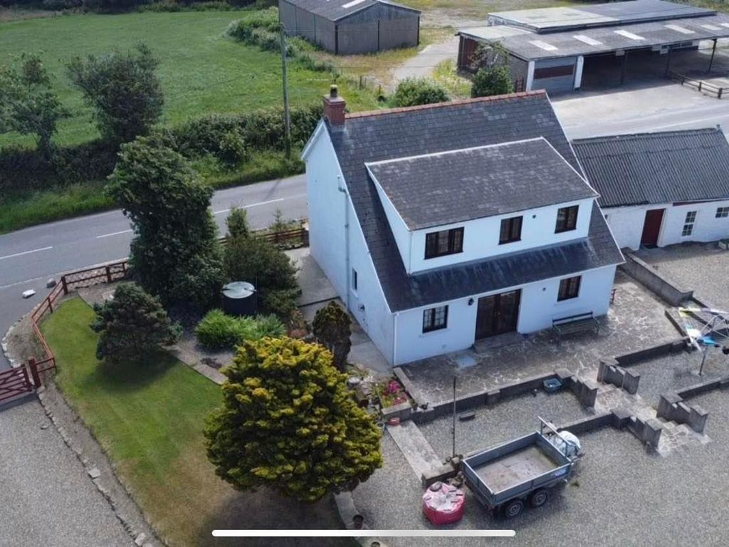 4 bed detached house for sale in Leachpool Farm, Crundale