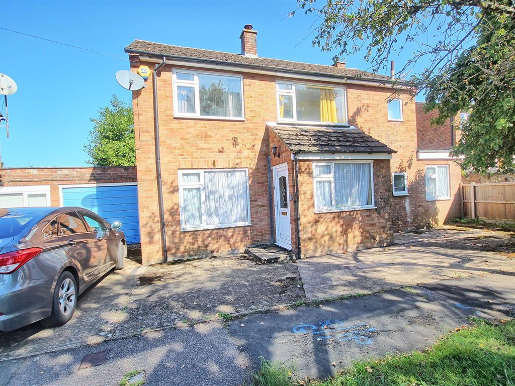 3 bed detached house for sale in Kingsfield Road, Dane End, Ware SG12