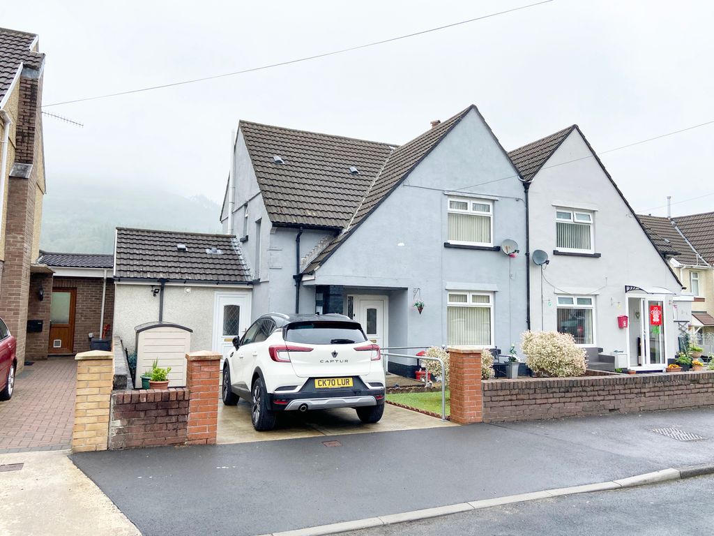 3 bed semidetached house for sale in Ynys Fawr Avenue, Resolven SA11