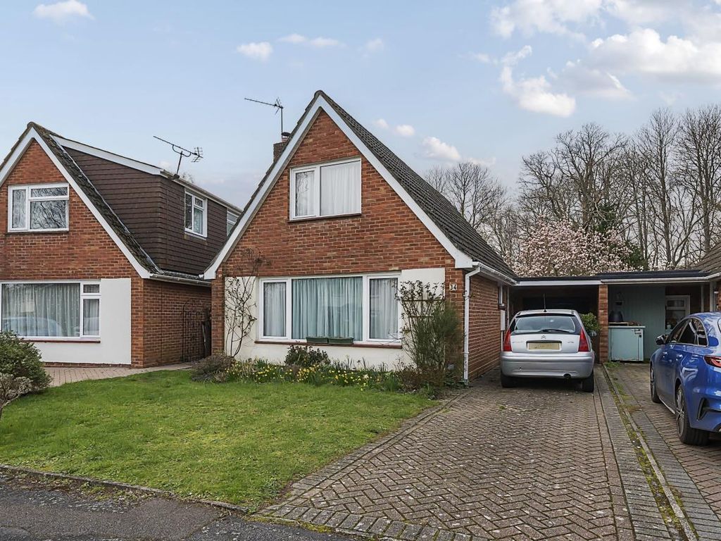 3 bed chalet for sale in Charnwood Crescent, Hiltingbury, Chandler's