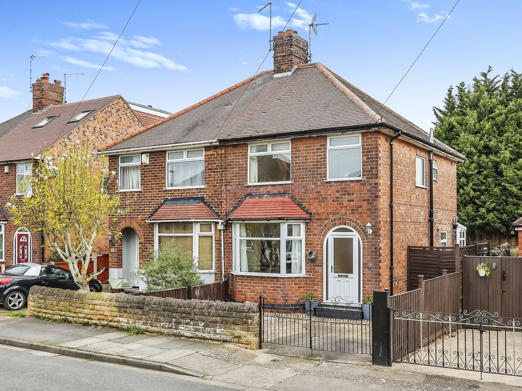 3 bed semidetached house for sale in Ashfield Avenue, Nottingham NG9
