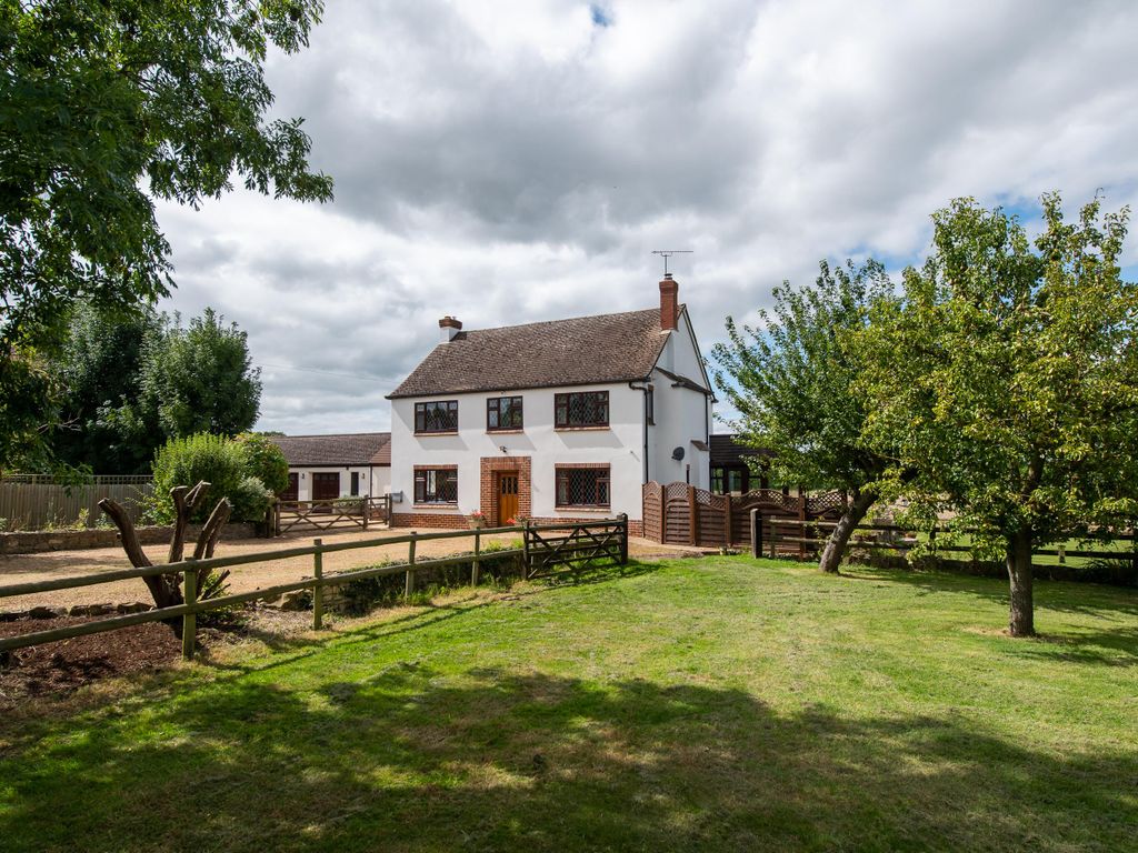 4 bed detached house for sale in Campden Road, Lower Quinton, StratfordUponAvon, Warwickshire