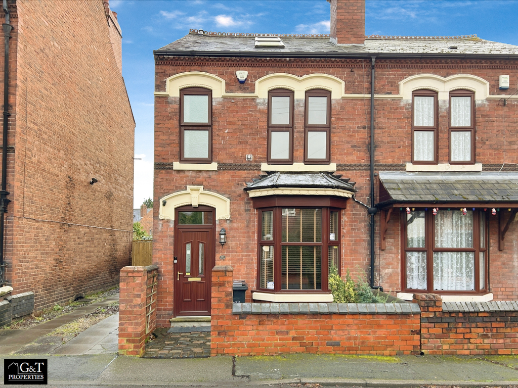 4 bed semidetached house for sale in Platts Crescent, Stourbridge DY8, £325,000 Zoopla