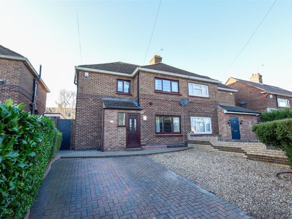 3 bed semidetached house for sale in Lanes Avenue, Northfleet, Gravesend DA11, £425,000 Zoopla