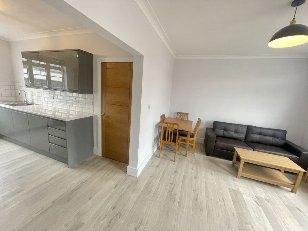 1 bed flat to rent in Northbrook Street, Newbury, Berkshire RG14 Zoopla