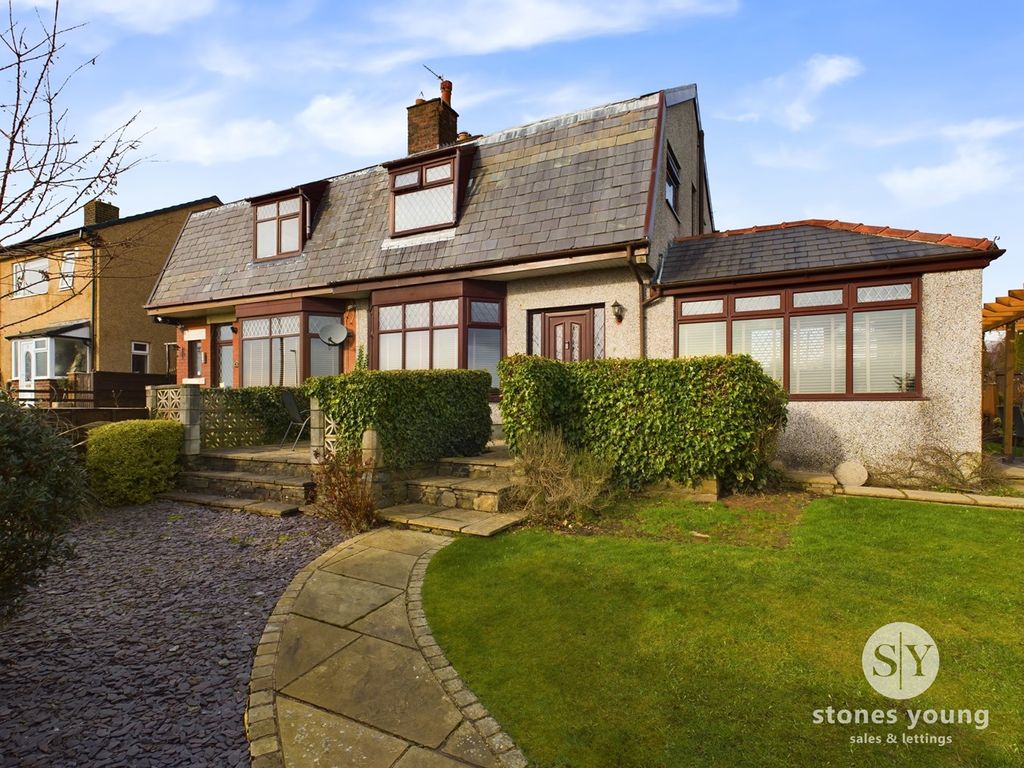 3 bed semidetached house for sale in Ramsgreave Road, Ramsgreave