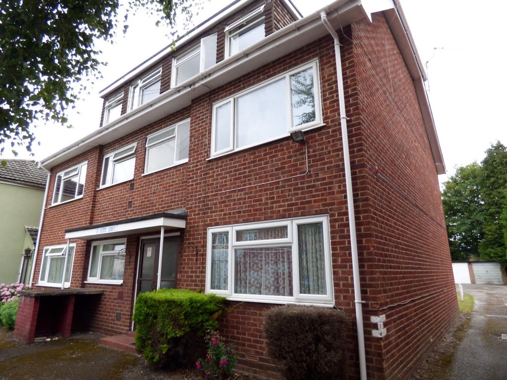 1 bed flat to rent in St Denys Court, Kent Road, Southampton SO17, £825