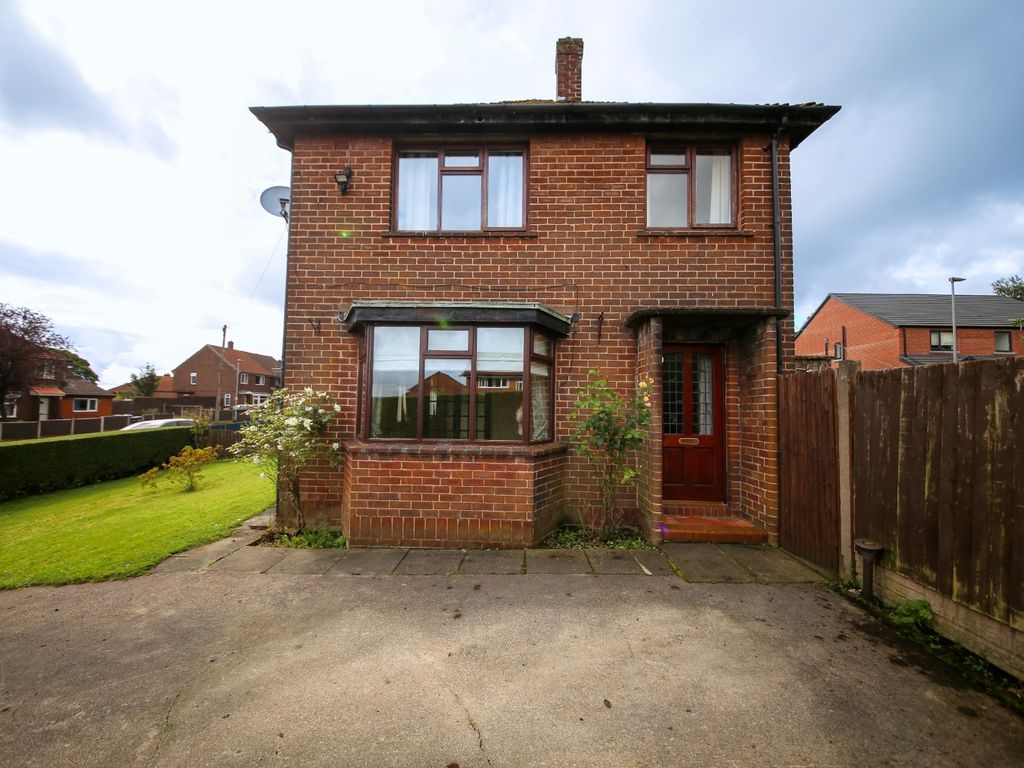 3 bed semidetached house for sale in Longridge Avenue, Standish, Wigan