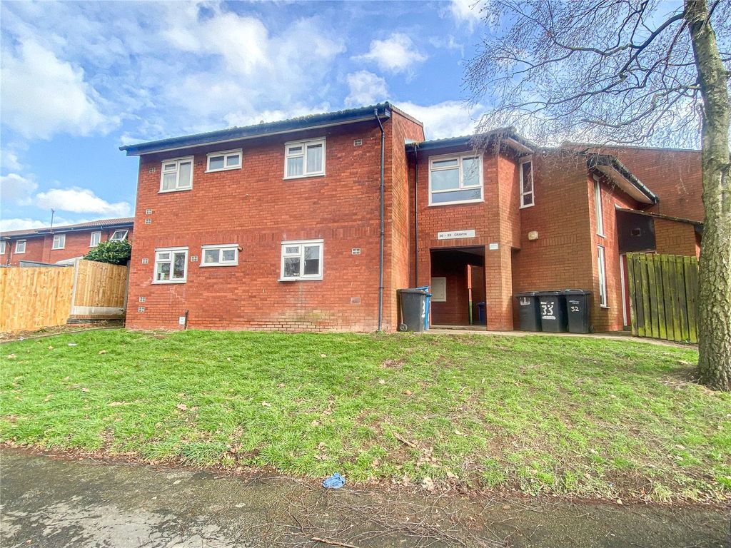 2 bed flat to rent in Craven, Wilnecote, Tamworth, Staffordshire B77