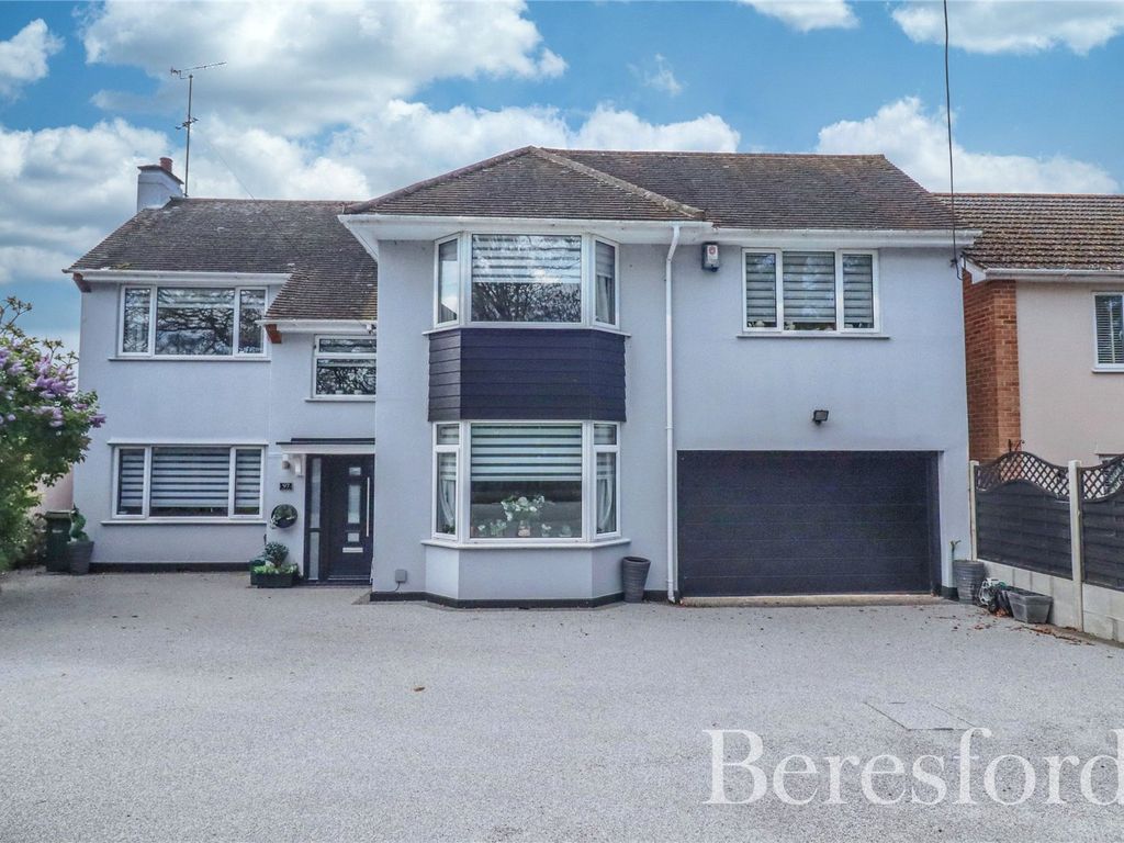 4 bed detached house for sale in Broad Road, Braintree CM7, £825,000
