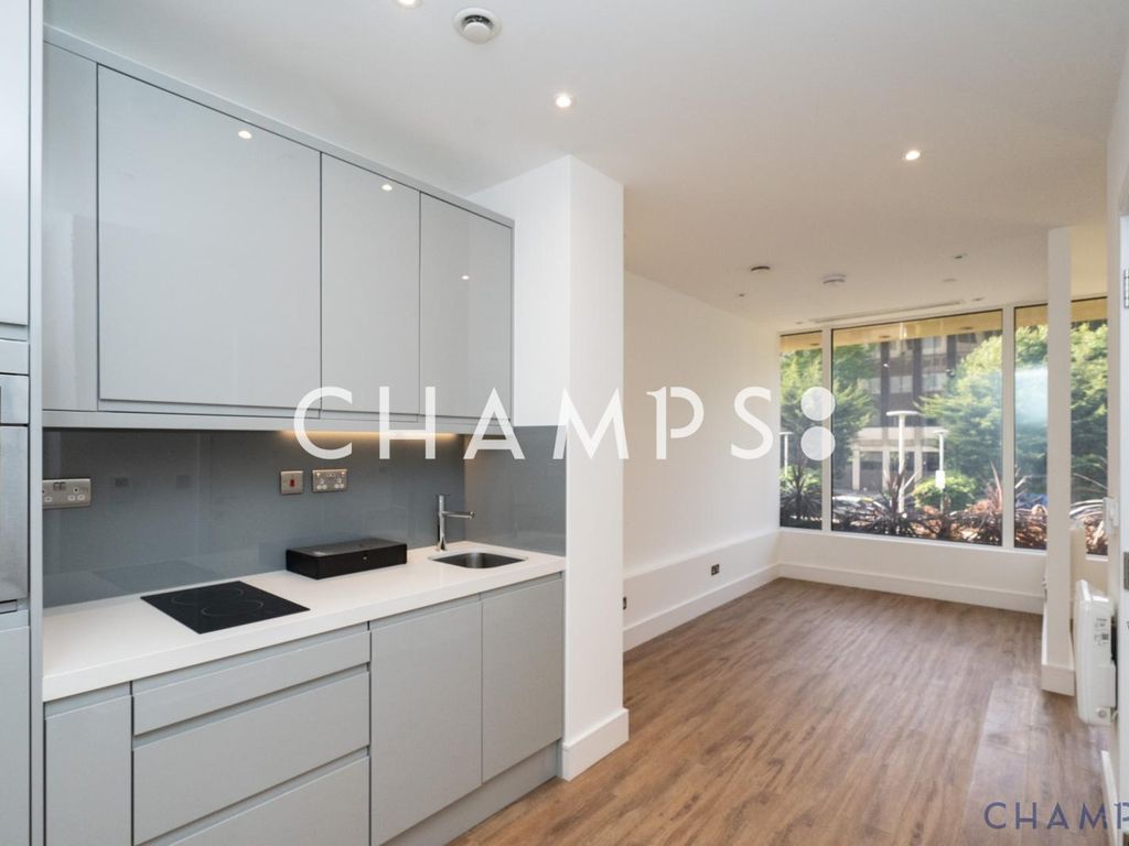 Studio to rent in Westgate House, West Gate, Ealing W5, £1,550 pcm Zoopla