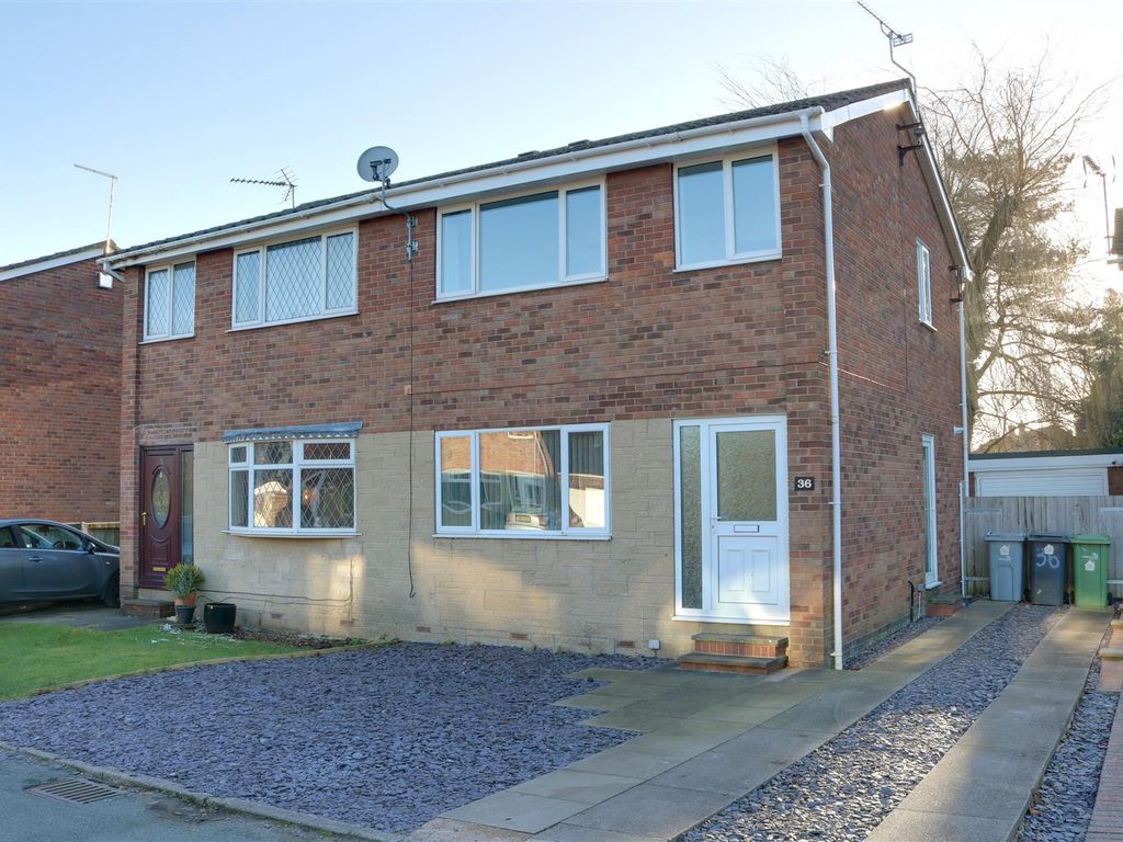 3 bed semidetached house for sale in Gowy Close, Alsager, StokeOn