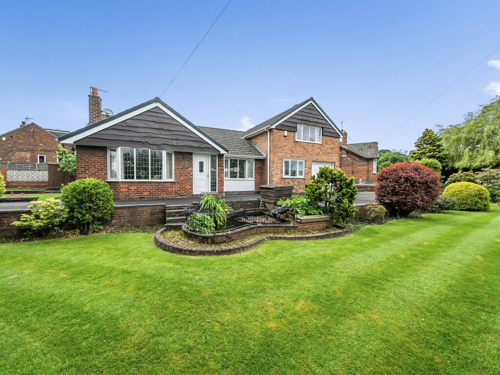 4 bed detached house for sale in Green Lane, Overton, Wakefield WF4, £