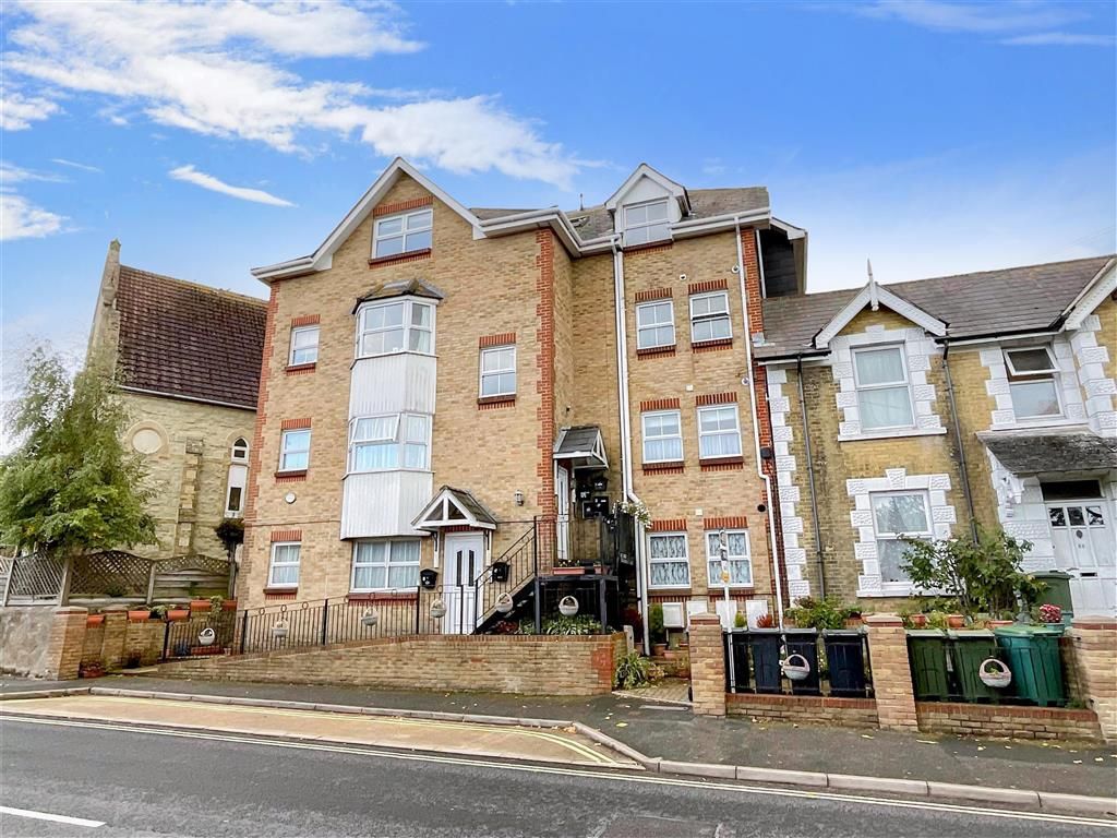 1 bed flat for sale in Victoria Avenue, Shanklin, Isle Of Wight PO37
