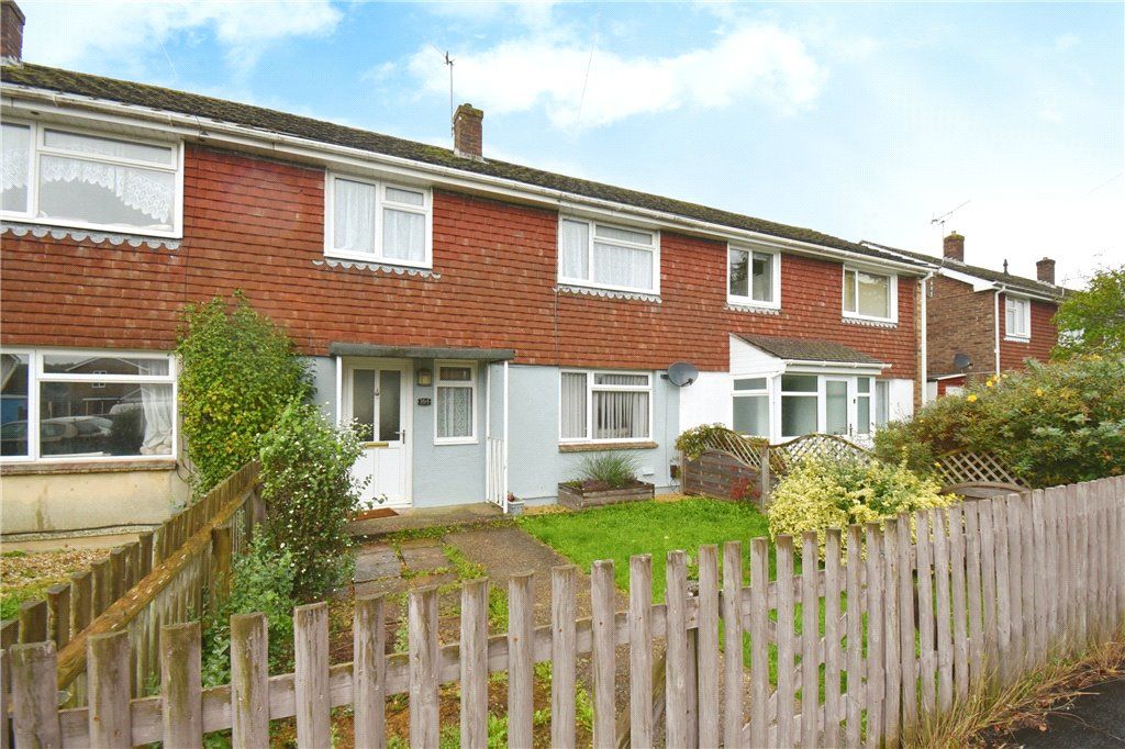 3 bed terraced house for sale in Fleming Avenue, North Baddesley