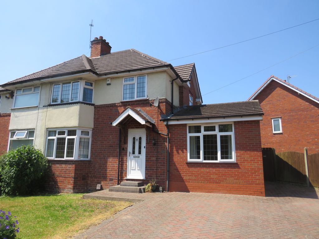 4 bed semidetached house to rent in Broadmoor Avenue, Oldbury B68 Zoopla