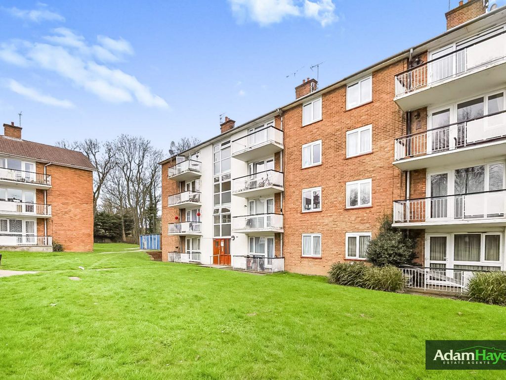2 bed flat to rent in Victoria Grove, North Finchley N12 Zoopla