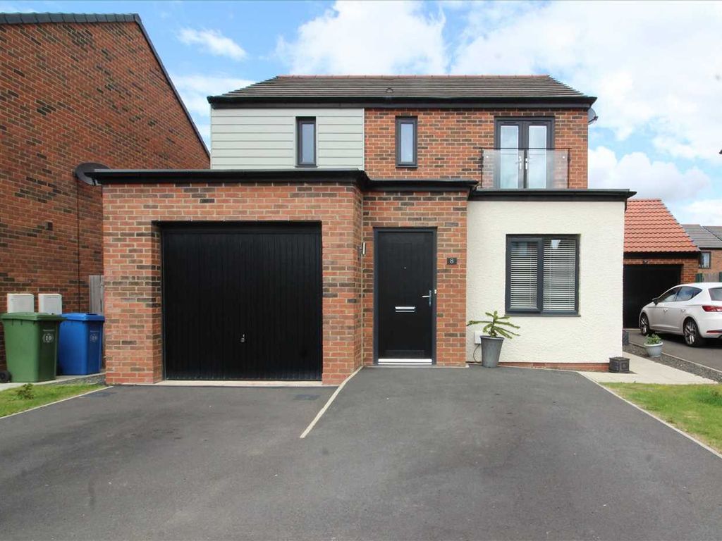 3 bed detached house for sale in Heckington Close, Cramlington NE23