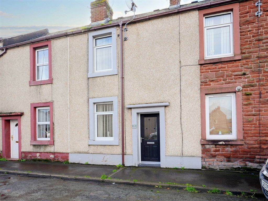 3 bed terraced house for sale in Grasslot, Maryport CA15, £90,000 Zoopla