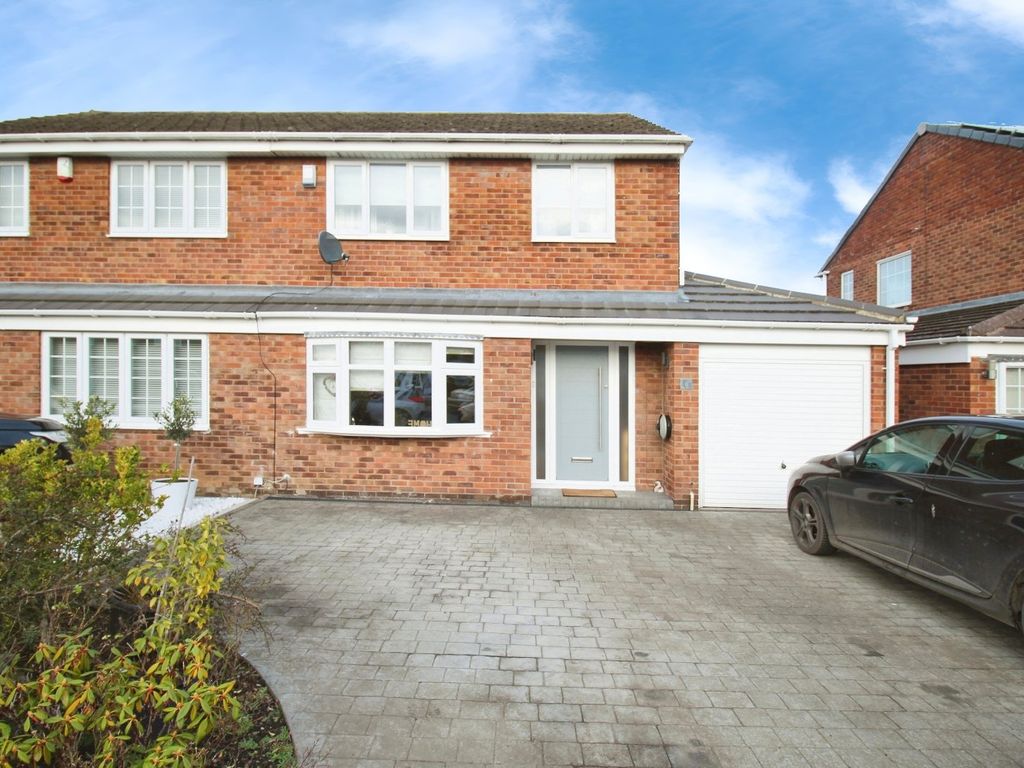 3 bed semidetached house for sale in Bradley Close, Ouston, Chester Le