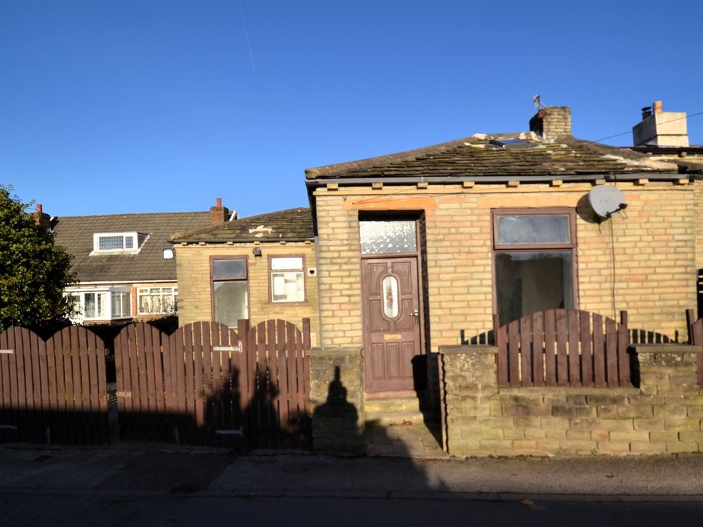 2 bed terraced bungalow for sale in Toftshaw Lane, East Bierley