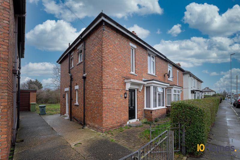 4 bed semidetached house for sale in Norton Avenue, Norton, Stockton