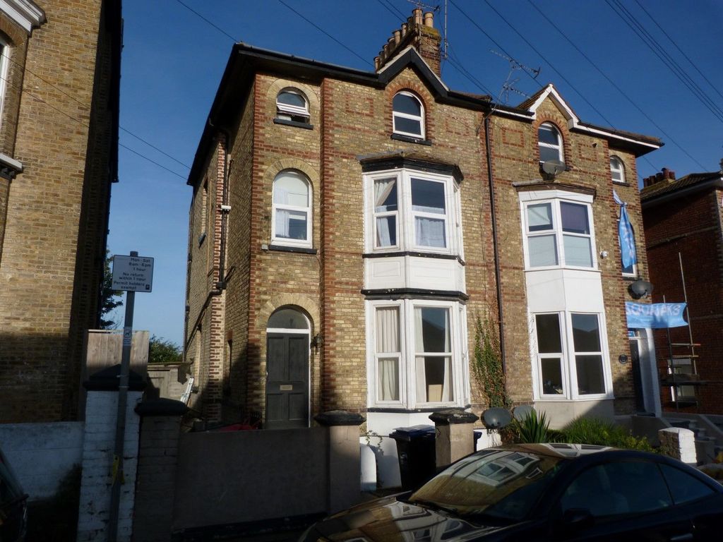 4 bed semidetached house for sale in Belmont Road, Broadstairs CT10, £