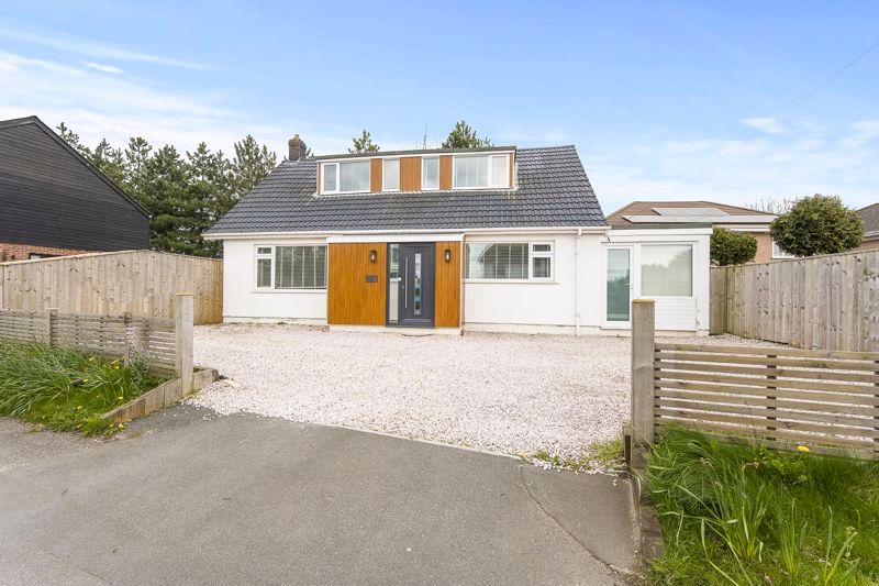 4 bed detached house for sale in Ringwood Road, Ferndown BH22 Zoopla