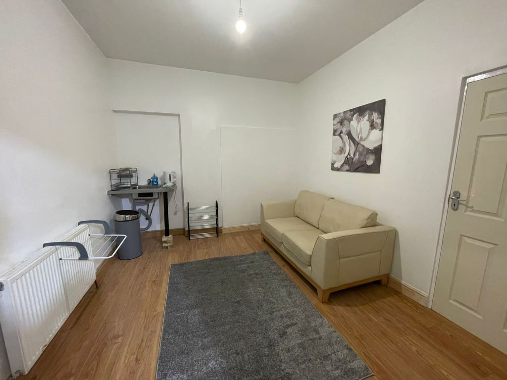 Studio to rent in Harrow Town Centre, Middlesex HA1 Zoopla