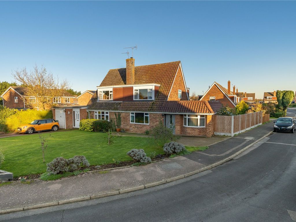 4 bed bungalow for sale in Meadow View Road, Boughton Monchelsea