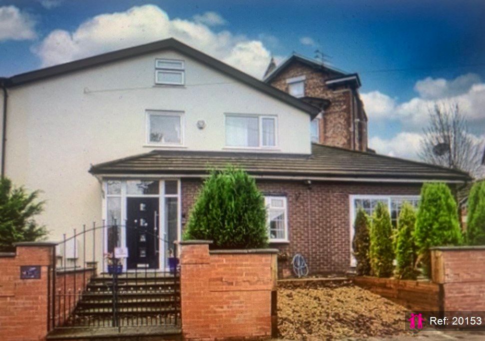 4 bed semidetached house for sale in Glendale Road, Eccles, Manchester