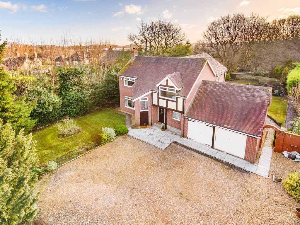 4 bed detached house for sale in Farm Lane, Horsehay, Telford TF4, £