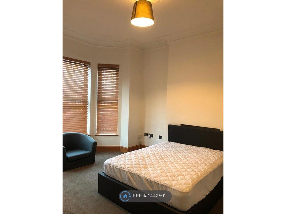 Room to rent in Taunton Road, AshtonUnderLyne OL7 Zoopla