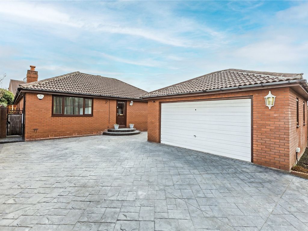 4 bed bungalow for sale in Doncaster Road, Conisbrough, Doncaster